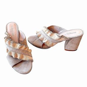 Kenneth Cole Laken Suede Ruffle Slide Sandals Sz 9.5 Two-Tone Dusty Gray